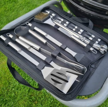 Set 21 en 1 de accesorios para barbacoa con espátula, pinzas y estuche